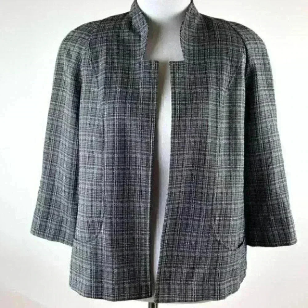 Perceptions Petite Blazer Size 8p Black White Ope… - image 7